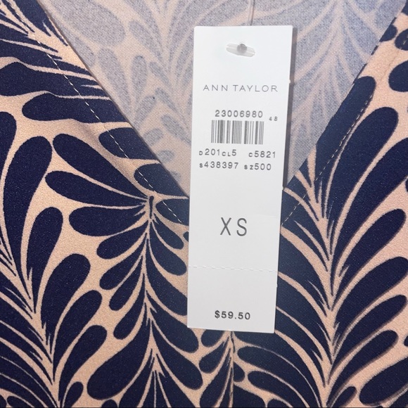 Ann Taylor top - Picture 3 of 4